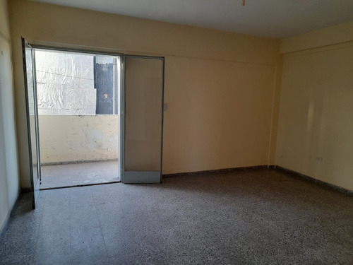 Departamento En Venta 4 Ambientes 100 Metros Totales Con Balcon  3 Dormitorios San Miguel De Tucuman