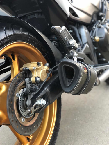 Imagem 2 de 13 de Honda Naked