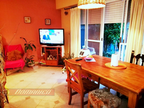 Imagen 4 de 14 de Casa En Venta En Castelar
