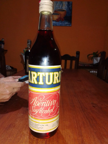Antigua Botella De Arturi Aperitivo Sin Alcohol