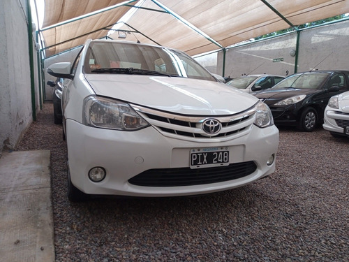 Toyota Etios 1.5 Sedan Xls 2015