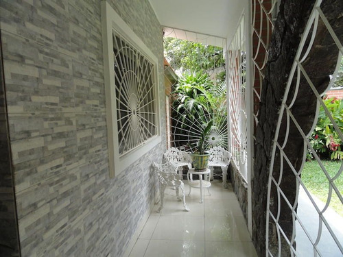 Imagen 3 de 15 de Casa En Venta Colinas De Bello Monte Mls #21-11124