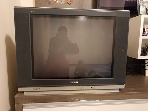 Tv Toshiba 29  Tela Plana (slim) Tubo Crt Sdtv Som Estéreo