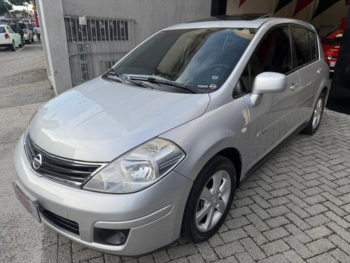 Nissan Tiida SL 1.8/1.8 Flex 16V Aut.