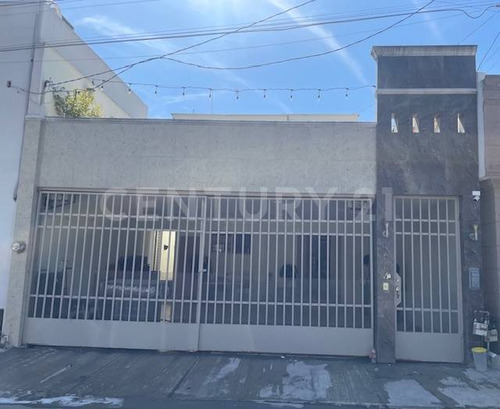 Casa En Venta En Col. Nueva Linda Vista En Guadalupe Nuevo Leon