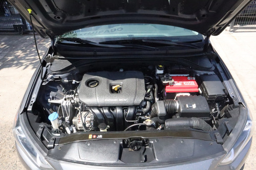 Hyundai Elantra 2.0 Gls Premium At