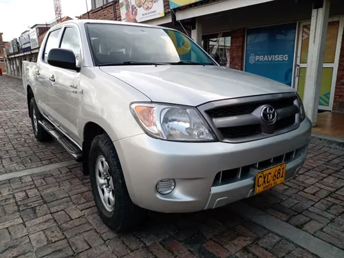 Toyota Hilux 2.5cc Mt Aa 4x2