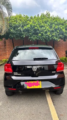 Color Negro- Puertas 5 T-hatchback