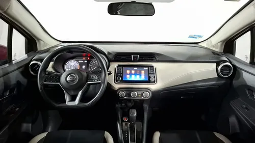 Nissan Versa 1.6 Advance Cvt
