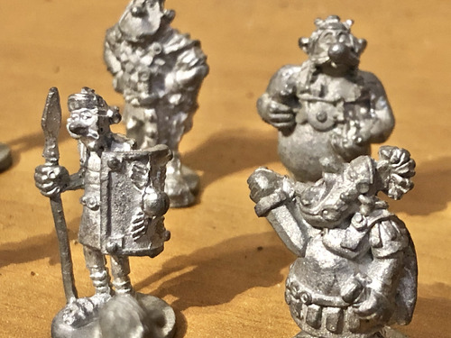 Coleção Miniaturas Chumbo Asterix E Obelix Antigo Raro (Usado)