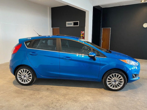 Imagen 7 de 14 de Ford Fiesta Kinetic 1.6 Titanium Powershift Vehiculosdeloest