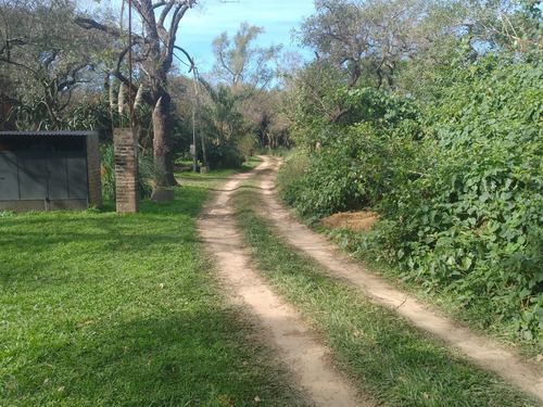 Terrenos En Loteo Rivado Cerca Del Rio