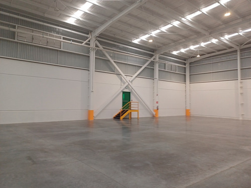 Bodega En Renta Gustavo A. Madero, Cdmx. 3,435 M2. Última Milla. Condominio, Andenes.