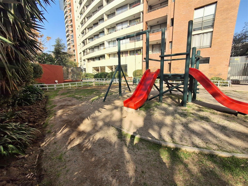 Departamento En Venta De 2 Dorm. En Santiago