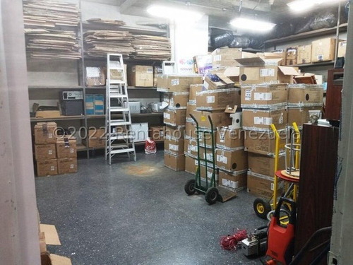 En Alquiler Piso Industrial / Depósito / Showroom / Oficina 720 Mts Boleita Norte Con Ascensor De Carga 24-6680 Mvg