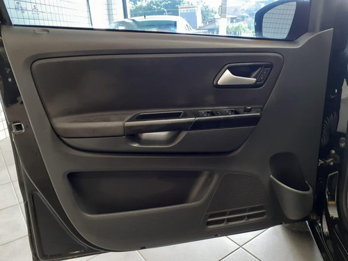 Imagem 8 de 11 de Volkswagen Fox Fox Trendline 1.6 Flex 8v 5p Flex Manual