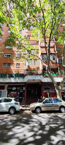 Departamento 1 Dormitorio Con Balcon Al Frente, La Plata, 56 Y 10