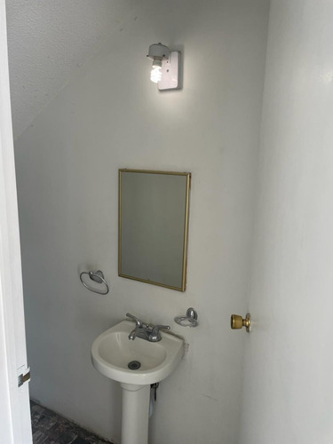 Excelente Oportunidad!!! Casa En Venta En Viveros Del Valle A Dos Minutos De Los Bastones