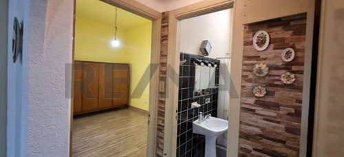 Venta Casa Amplia Avellaneda Patio Dos Cocheras