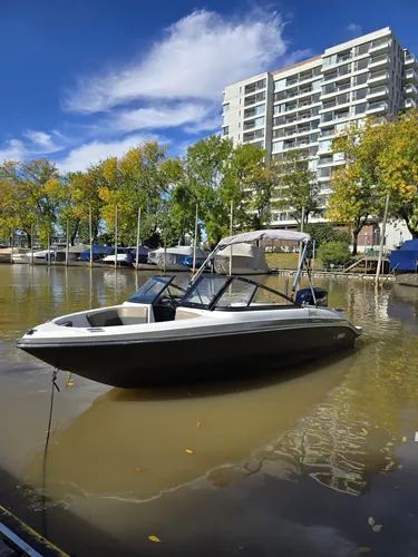 Lancha Geuna F165 Con Mercury 90hp 4 Tiempos