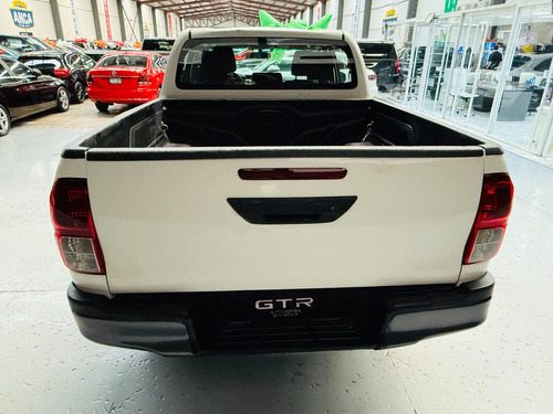 Toyota Hilux 2.8 Tdi Cabina Doble Mt