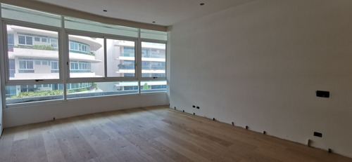 Imagen 10 de 21 de 7813 - Alquilo Apto 420m2 4h/5b/5p Campo Alegre 7813