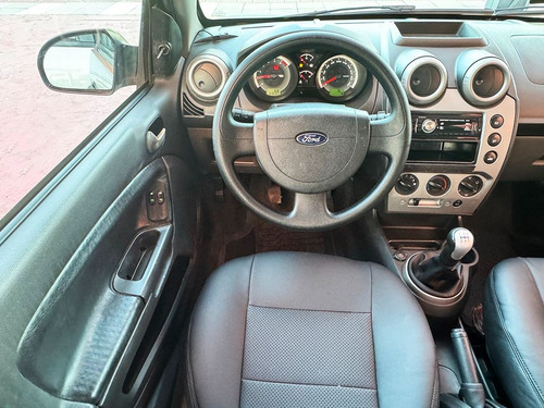 Ford Fiesta Sedan 1.6 MPI SEDAN 8V