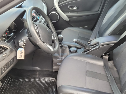 Imagen 13 de 16 de Renault Megane Lll 2.0 De Luxe /2011