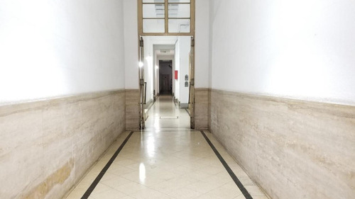 Imagen 8 de 11 de Antiguo - 70m2 + Altillo Y Baulera - Bajas Expensas