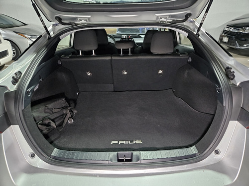 Toyota Prius 1.8 Base Cvt