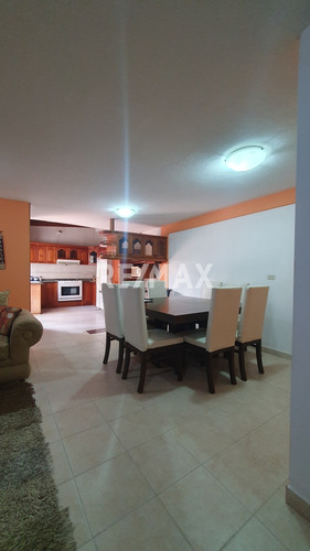 Se Vende Townhouse En Las Brisas Del Aeropuerto, Maturin