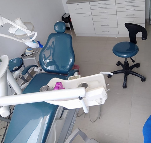 Unidad Dental Eléctrica Buen Estado, Luz Halógena Con Sensor