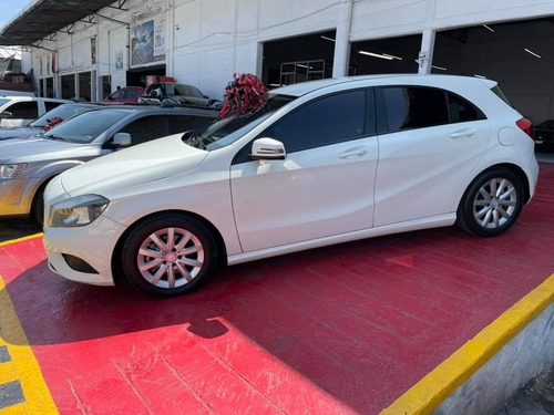 Imagen 1 de 10 de Mercedes-benz Clase A 2015 1.6 180 Cgi At