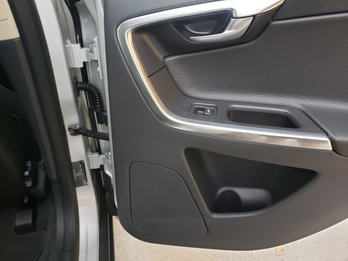 Volvo Xc60 2013 2.0 T5 Dynamic 5p