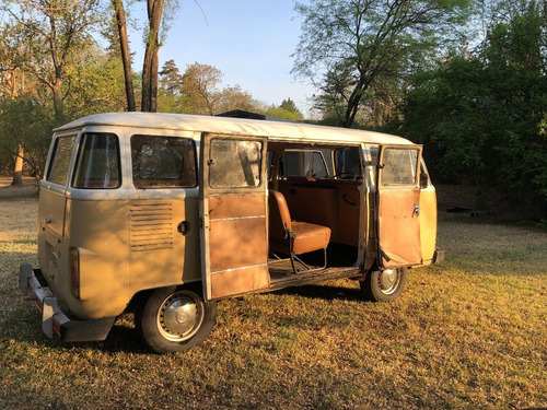 Volkswagen Kombi