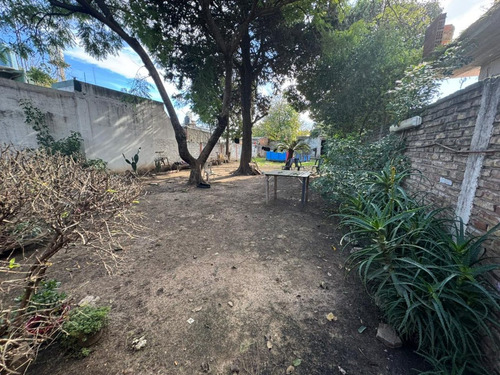 Casa 3 Ambientes En Venta En Castelar Sur