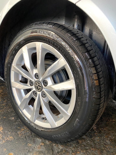 Imagen 10 de 23 de Volkswagen Suran 1.6l 2013