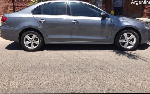 Volkswagen Vento 2.5 Luxury 170cv Tiptronic 2013