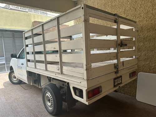 Nissan NP300 2.5 Estacas Dh Aa Mt
