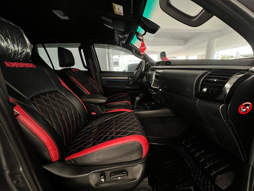 Imagen 8 de 10 de Toyota Hilux Avante Revo
