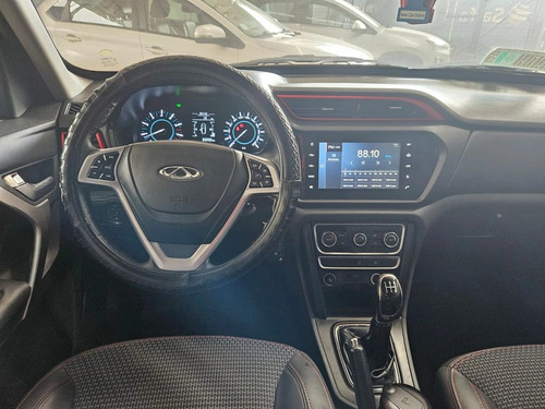 Chery Tiggo 3 1.6 GLX 4X2 MT 5P