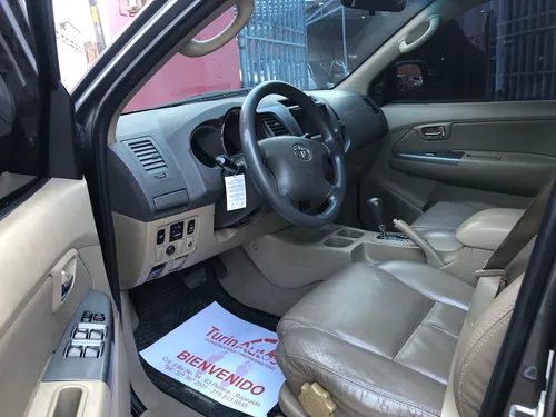 Toyota Fortuner 2.7l 4x2