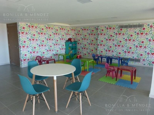 Look Brava, A Estrenar, La Mejor Planta, 2 Suites, Toilette, Dependencia, Cocina Con Comedor Diario!