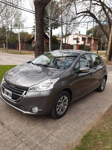 Peugeot 208 1.6 Allure Touchscreen