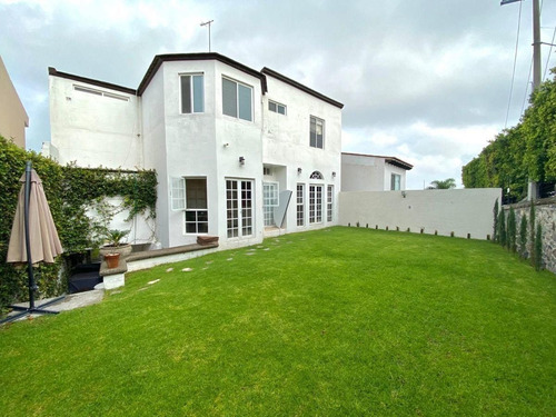 Imagen 1 de 8 de Hermosa Casa En Venta