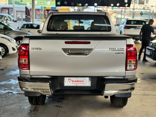 Toyota Picape Cabine Dupla Hilux 2.8 TDI SRX CD 4x4 (Aut)