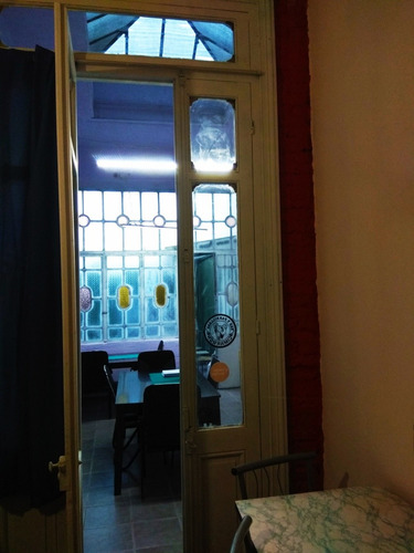 Imagen 8 de 14 de Residencia Estudiantil Femenina Habitación Alojamiento