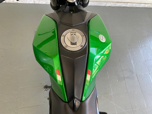 Imagen 14 de 19 de Benelli Tnt 25 2018 250cc