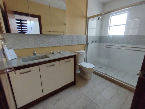 Casa En Venta En Carlos Pacheco 7, Ensenada, B.c.