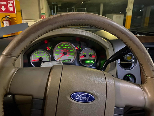 Imagen 5 de 15 de Ford Lobo 2004 5.4 Lariat Cabina Doble 4x4 Mt